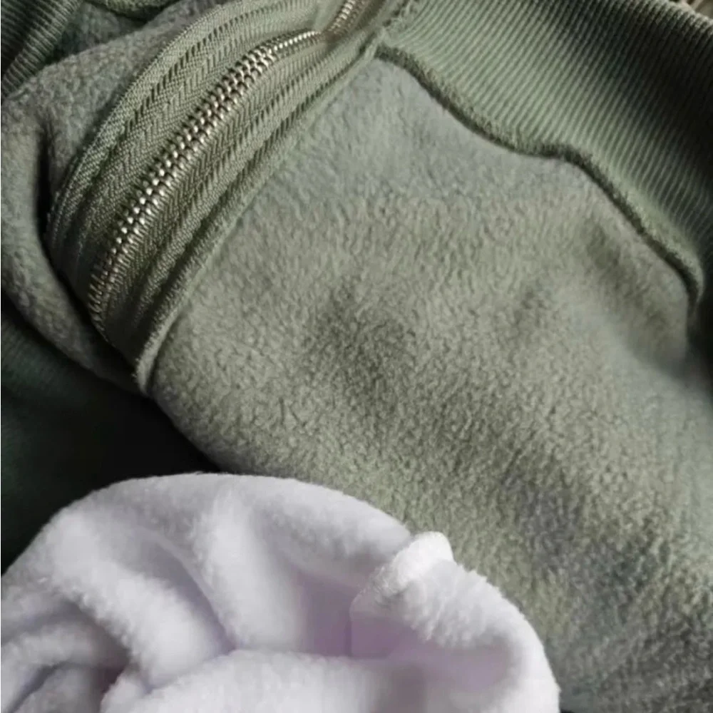 ｛Brandy❤️Melville｝Brand New Christy Hoodie/onesized fit, zip-up - Picture 9 of 10